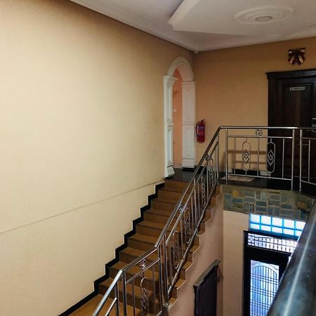 Dc Ambassadors Hotel Dawhwenya Exterior photo