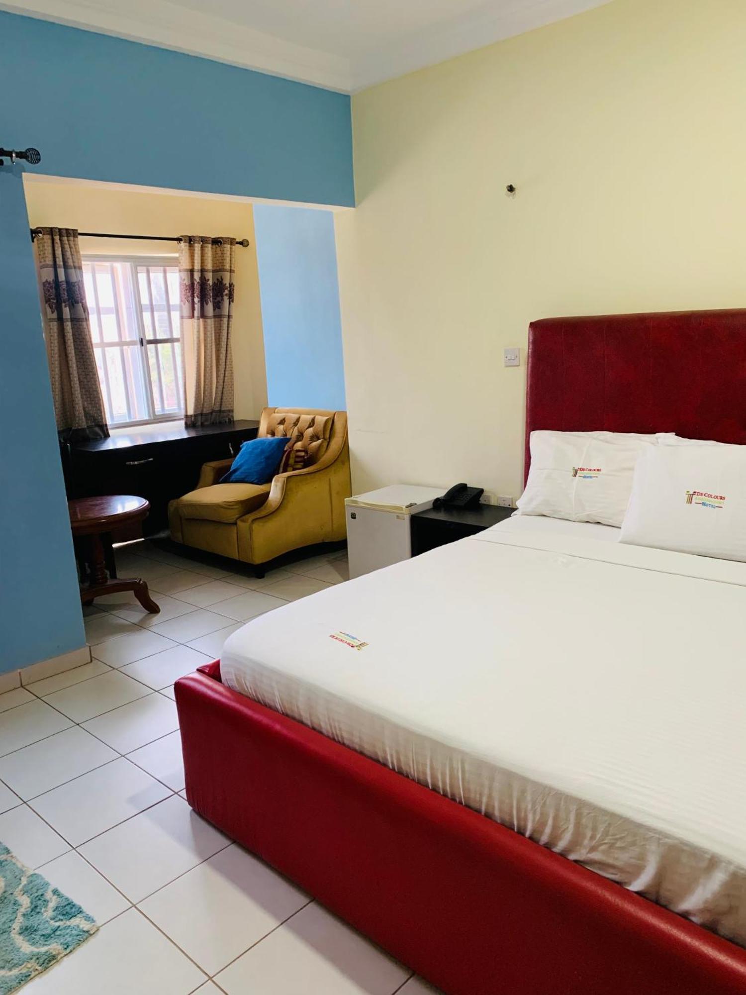 Dc Ambassadors Hotel Dawhwenya Exterior photo